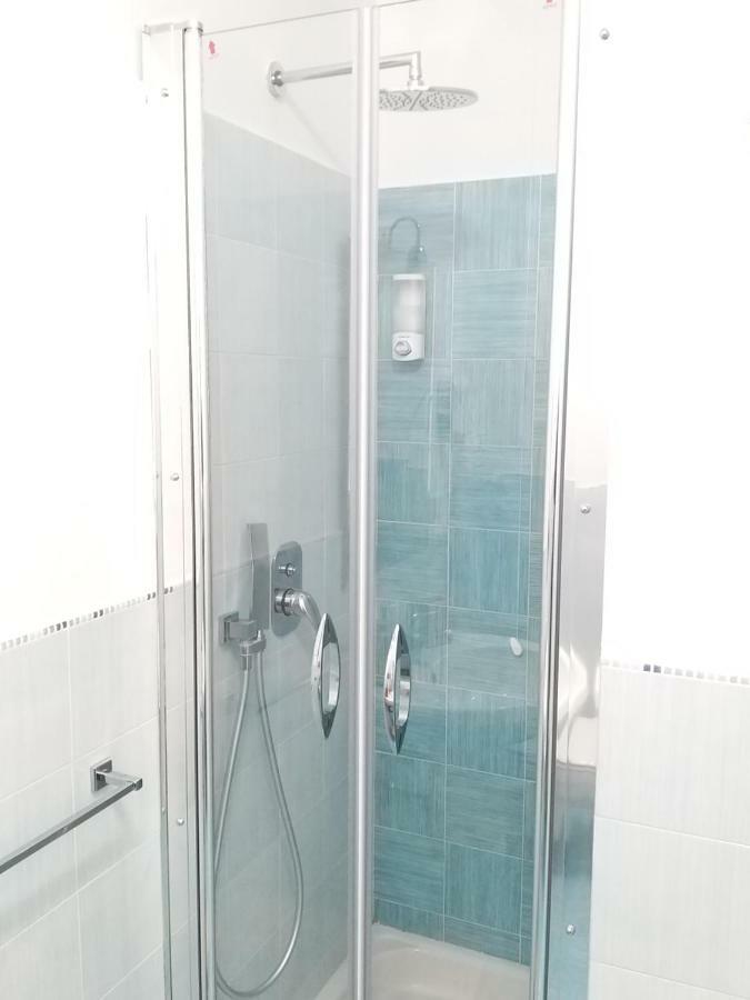 Vomerooms Наполи Екстериор снимка