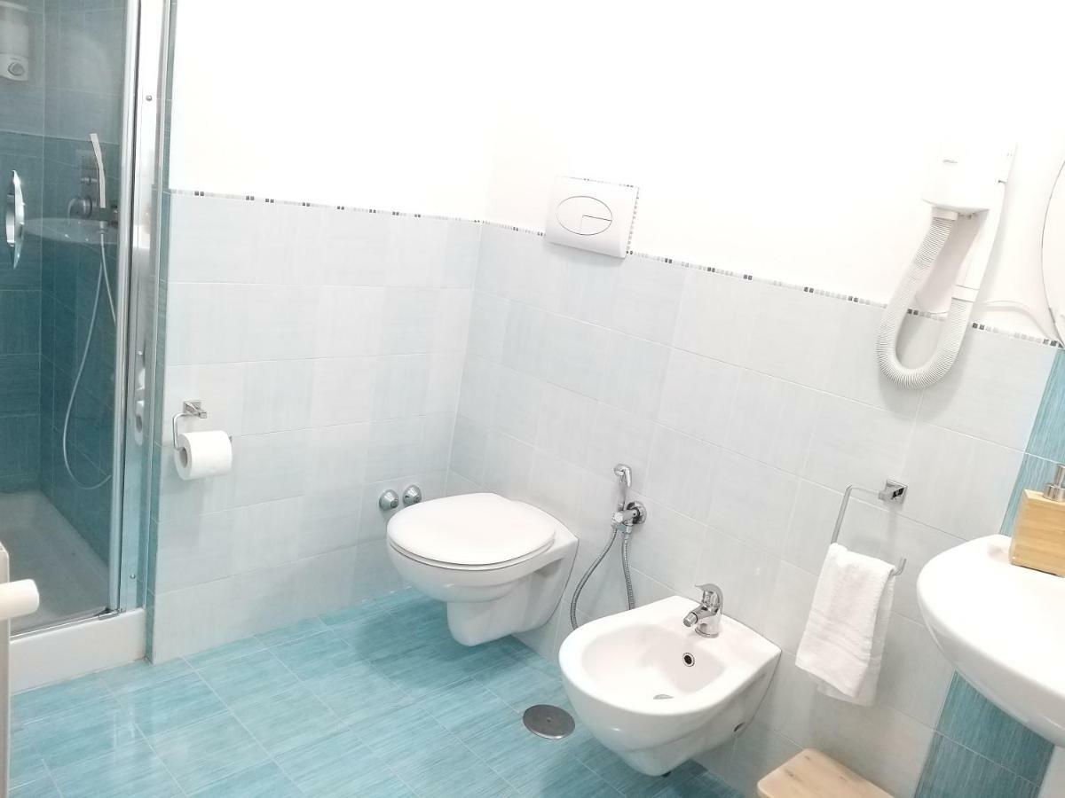 Vomerooms Наполи Екстериор снимка